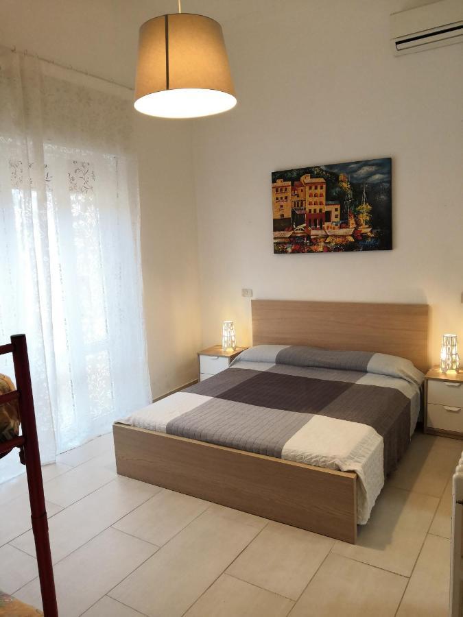 Residence Hotel Vittoria Tirrenia Exterior photo
